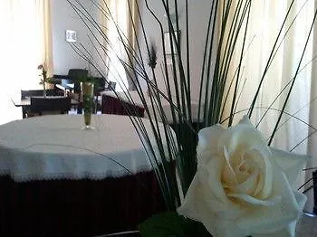 Due Colonne 3*