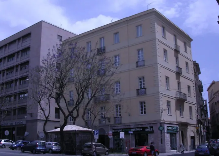 デュ コローネ 3*