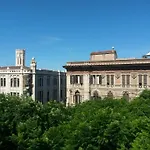 Due Colonne 3*